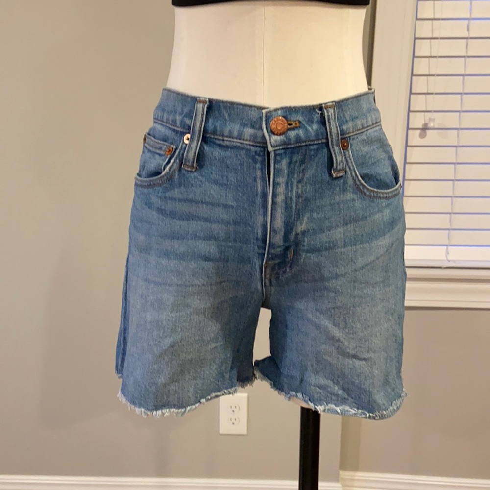 Madewell High Rise Denim Shorts in Bo Wash
